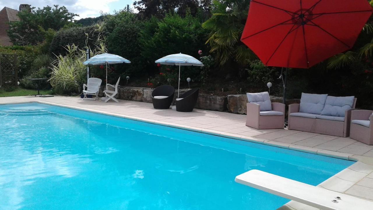 Le Tivoli Apartment Монтиняк Екстериор снимка
