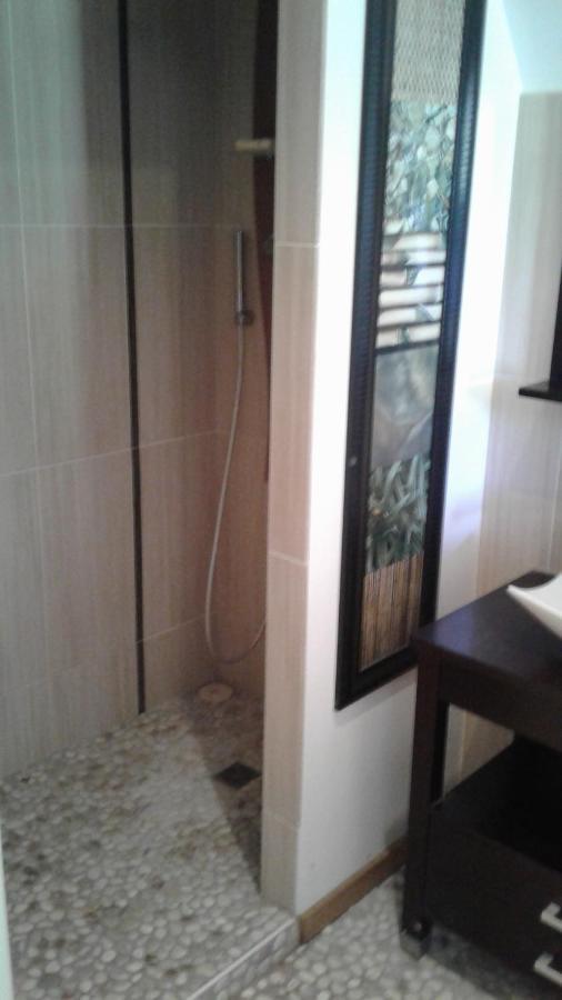 Le Tivoli Apartment Монтиняк Екстериор снимка